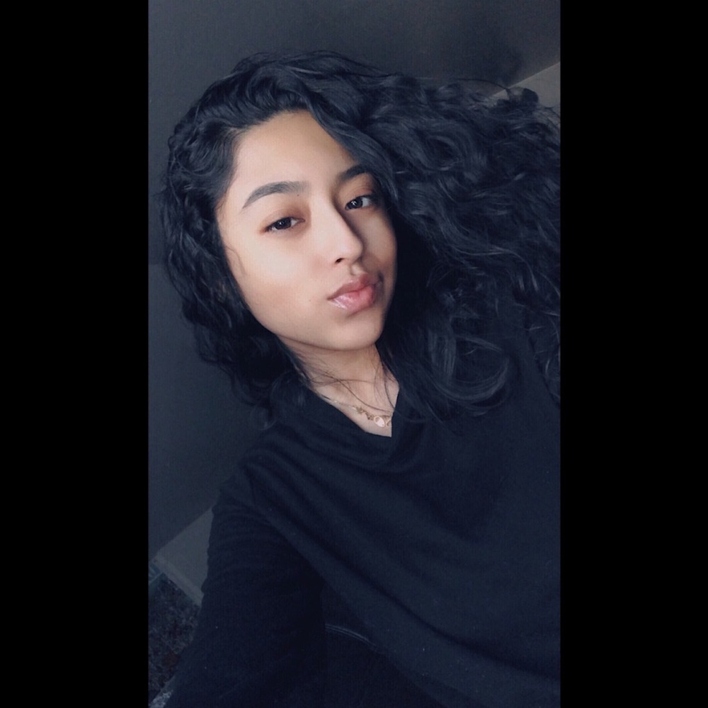 Meet your Posher, Paola